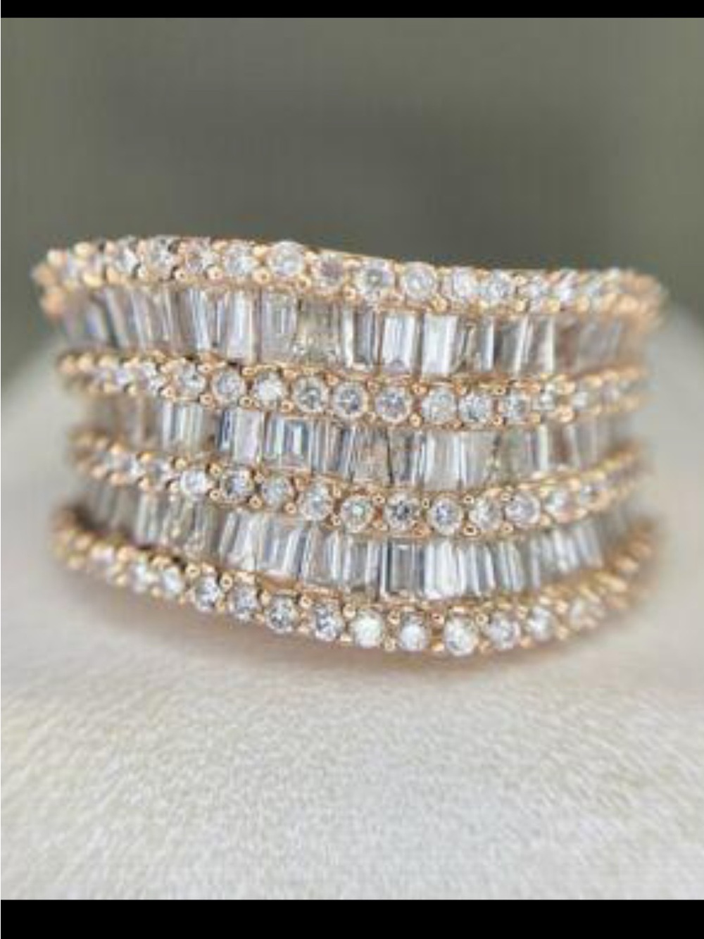 14K SOLID GOLD, REAL DIAMONDS!💎 
Multi-Row Baguette & Round Crystal Dome Ring - Picture 5 of 8